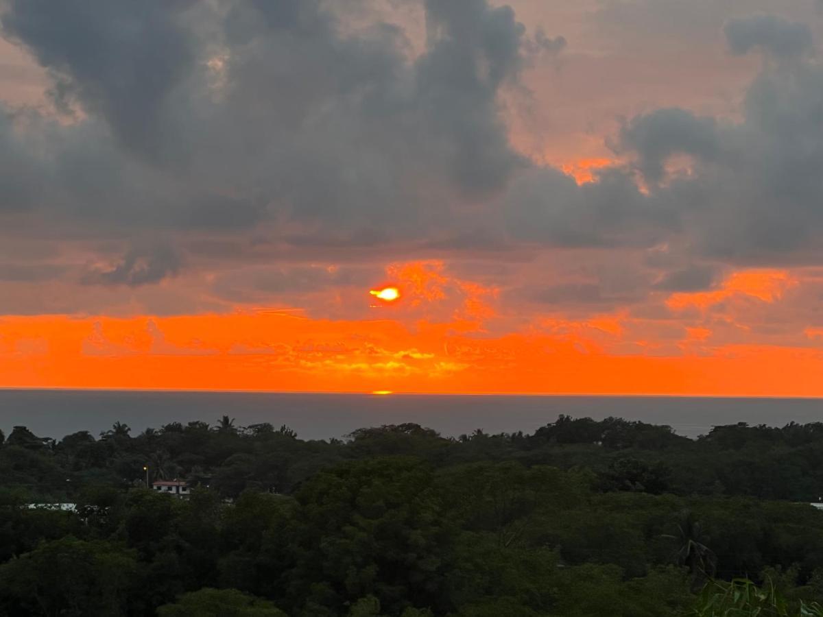 Puesta Del Sol Hotel Quepos Eksteriør billede